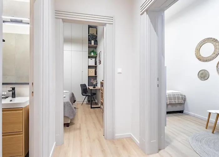 Elegance بودابست